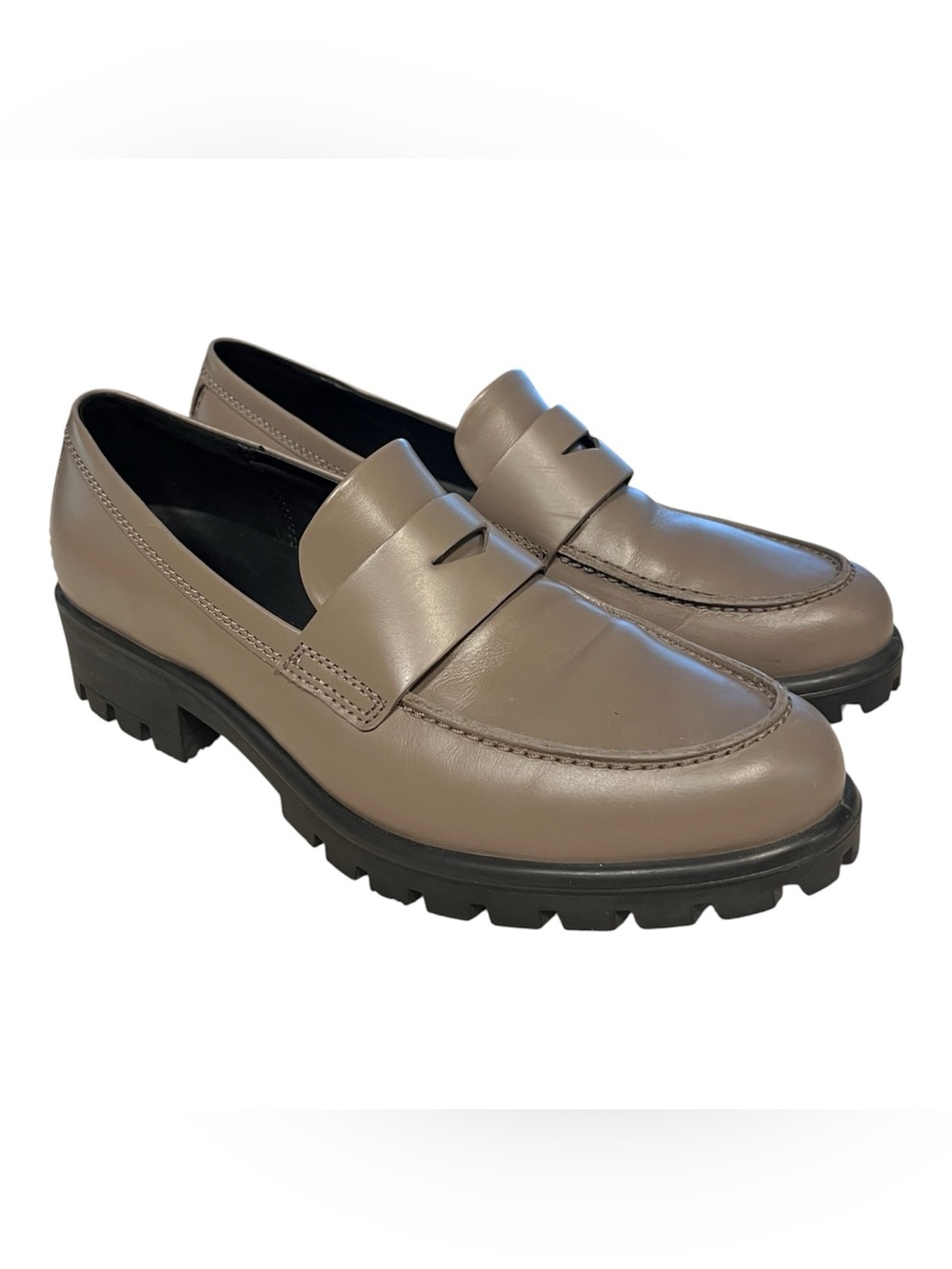 Ecco Women’s Taupe Leather Tray Tech Penny Loafers Sz 41 US 10-10.5 Lug Sole EUC